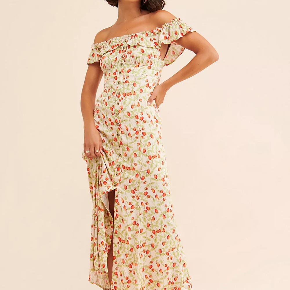 Free People Cream Off-Shoulder Maxi Dress with Flutter Sleeves 🍓